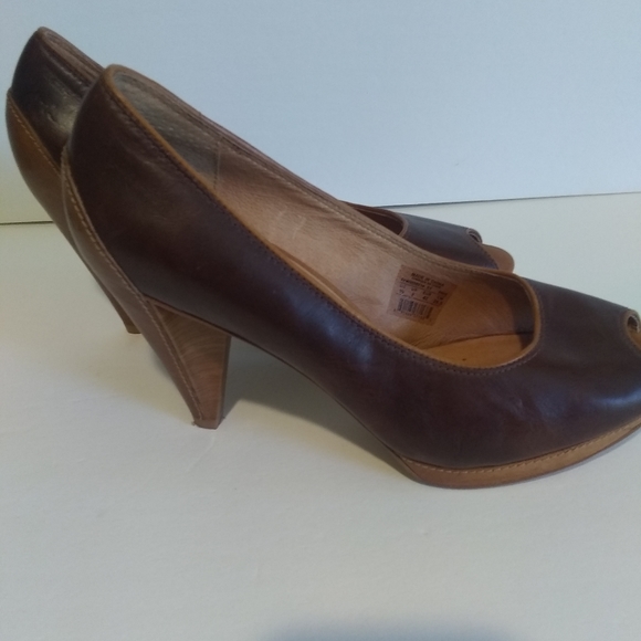 Fossil leather heels - Picture 6 of 7